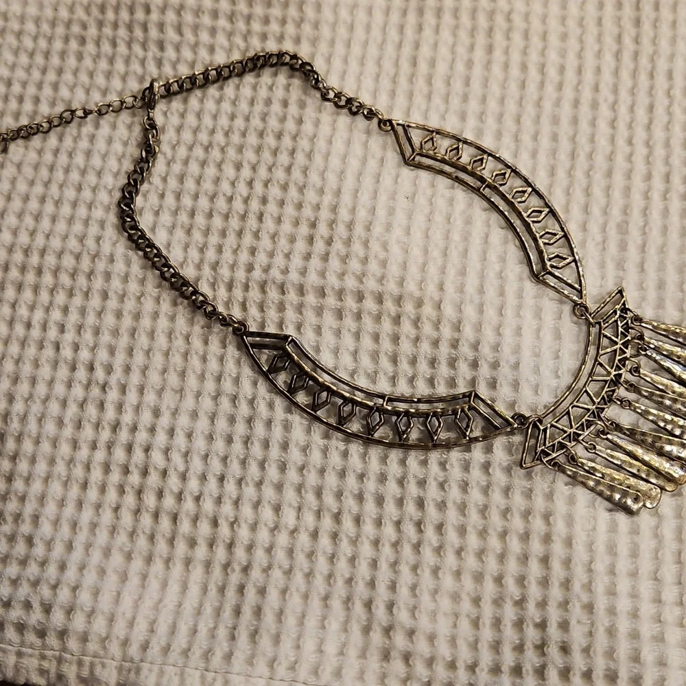 Necklace - Picture 2 of 2
